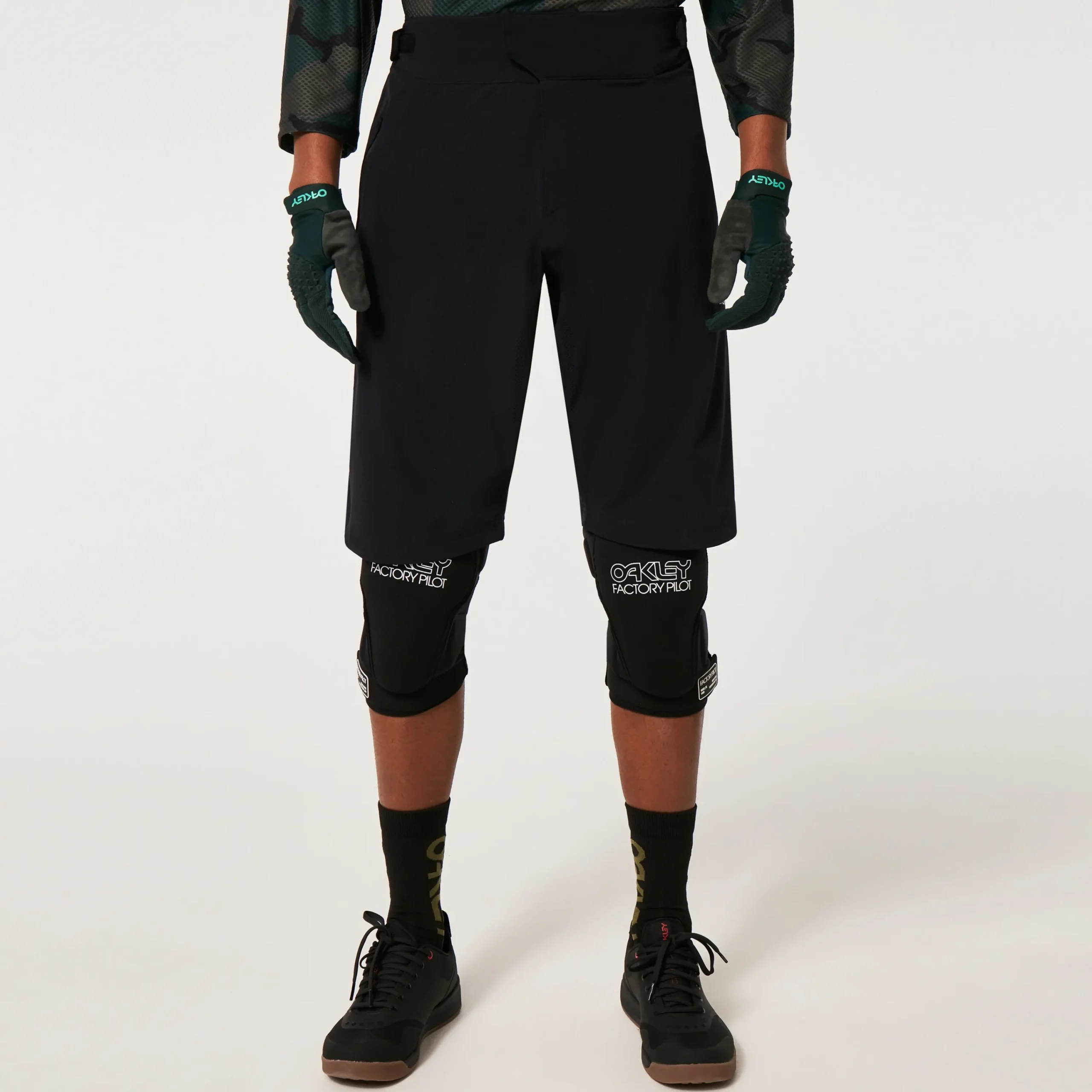 Clearance Factory Pilot Rc Short Herre Shorts