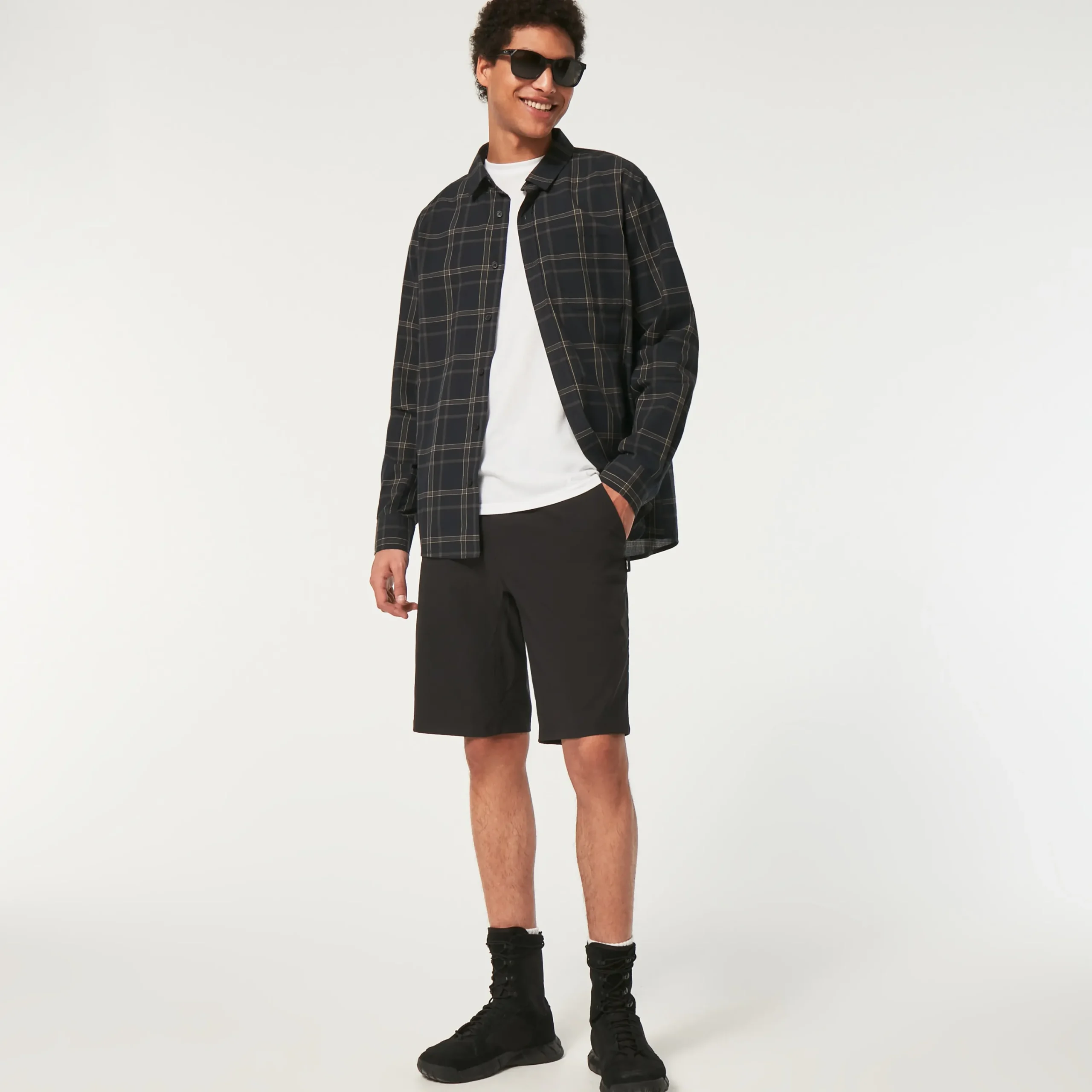 Discount Perf 5 Utility Short Herre Shorts