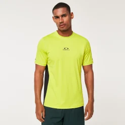 Flash Sale Pursuit Lite Ss Tee Herre T-Skjorter