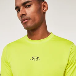Flash Sale Pursuit Lite Ss Tee Herre T-Skjorter